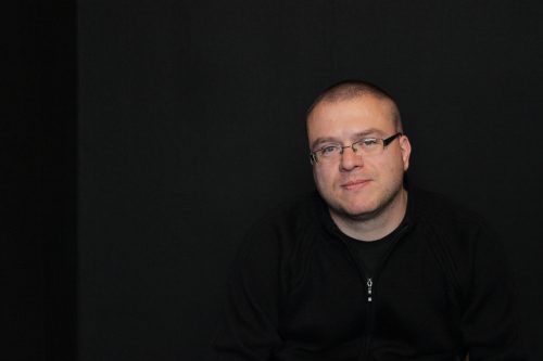 Starałem się rozmawiać o całym ich życiu. Wywiad z Tomaszem Czajkowskim